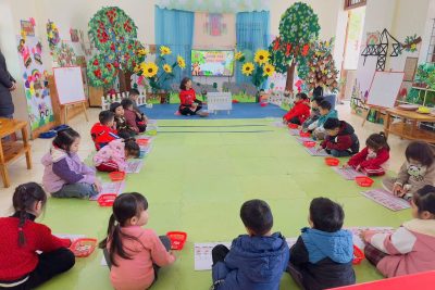 Tổ chức các chuyên đề nâng cao chất lượng giáo dục cho Giáo viên và học sinh